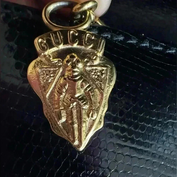 VINTAGE GUCCI SNAKESKIN CLUTCH - Picture 14 of 15